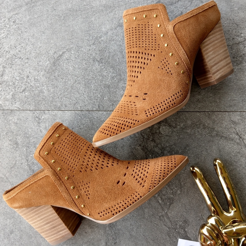 NEW Gibson * Latimer Suede Studded Heeled Mules